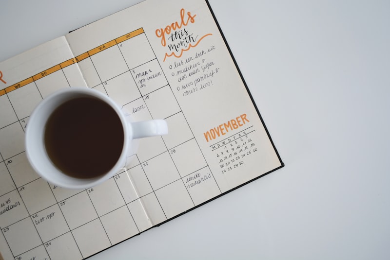 Ribuan Data Tamu Pernikahan Excel Berantakan: Import Sekali Klik ke Guest Database